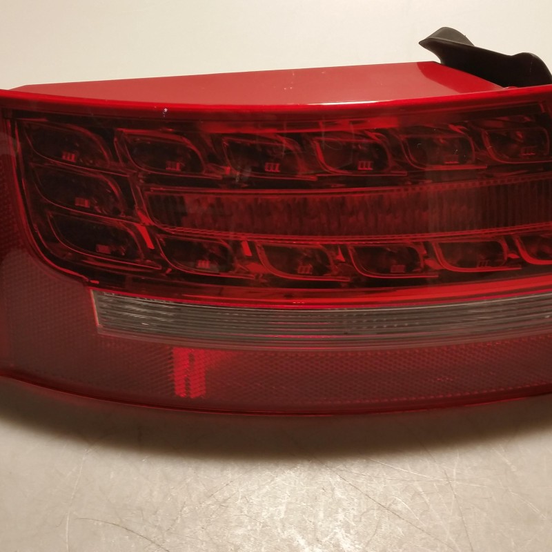 8T0 945 095 E Rückleuchte US Version von Volkswagen