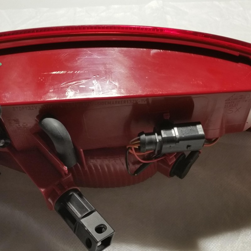 8T0 945 095 E Rückleuchte US Version von Volkswagen