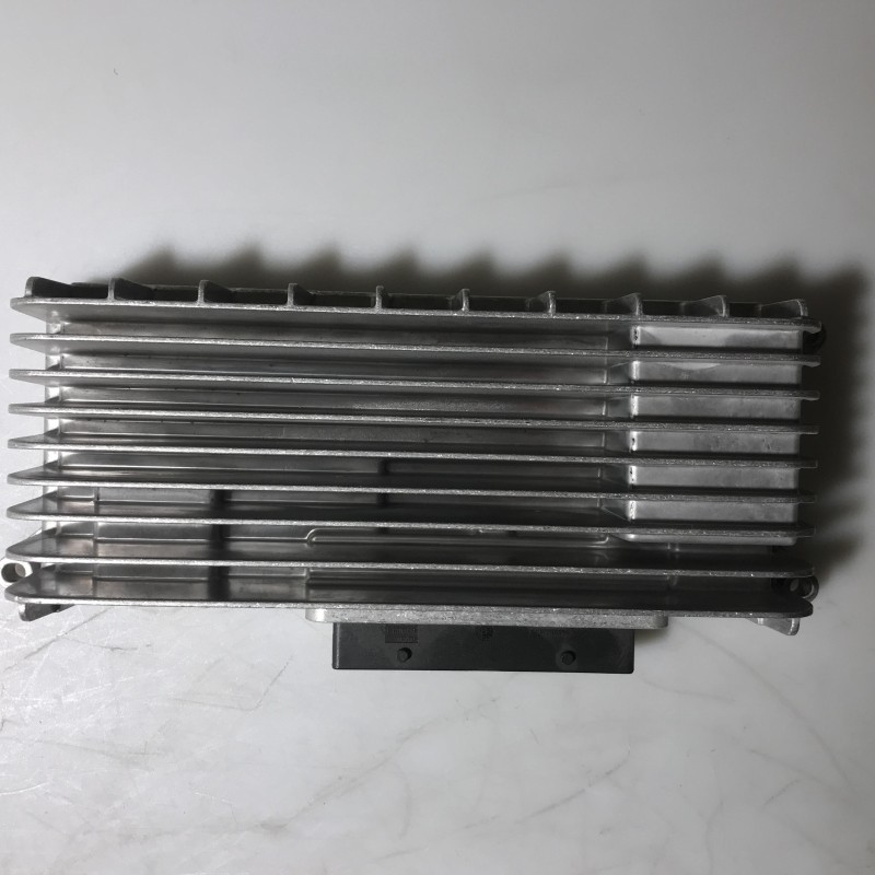 8T0 035 223 J Verstärker von Volkswagen