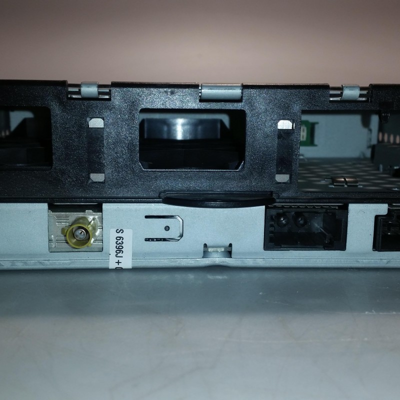 4E0 035 541 P Radio MMI Audi von Volkswagen