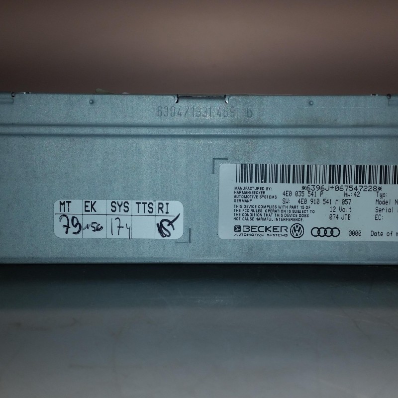 4E0 035 541 P Radio MMI Audi von Volkswagen
