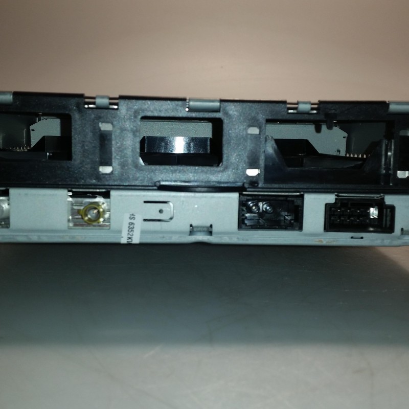 4F0 035 541 E Radiobox MMI 2G von Volkswagen