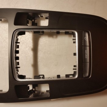 8K0 864 261 Verkleidung Rahmen Mittelkonsole von Volkswagen