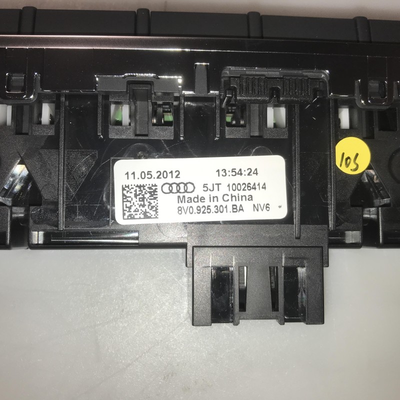 8V0 925 301 BA Mehrfachschalter von Volkswagen