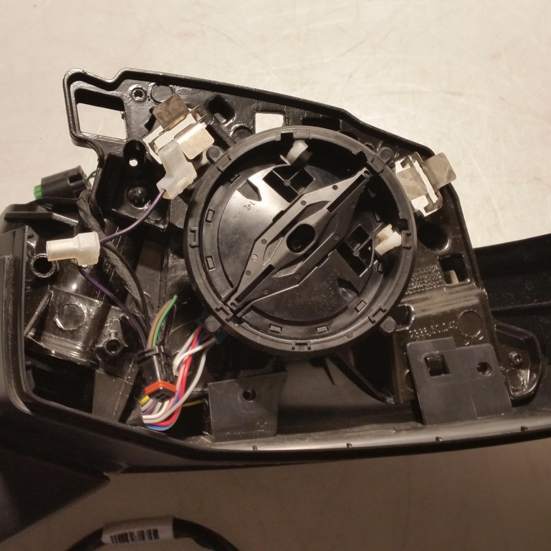 4M1 857 410 B H9B9 Spigel Rechts mit Spurwechselassistent von Volkswagen