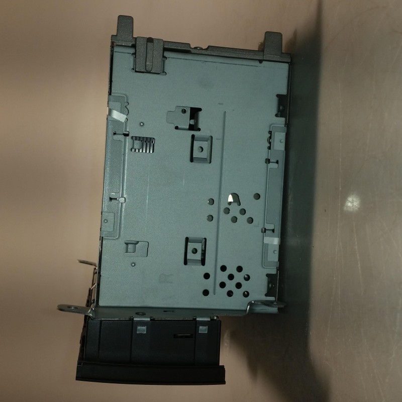 8T1 035 195 A Radio Symphony von Volkswagen