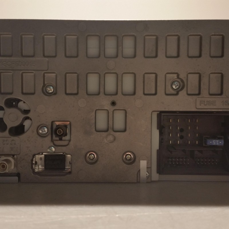 8T1 035 195 A Radio Symphony von Volkswagen