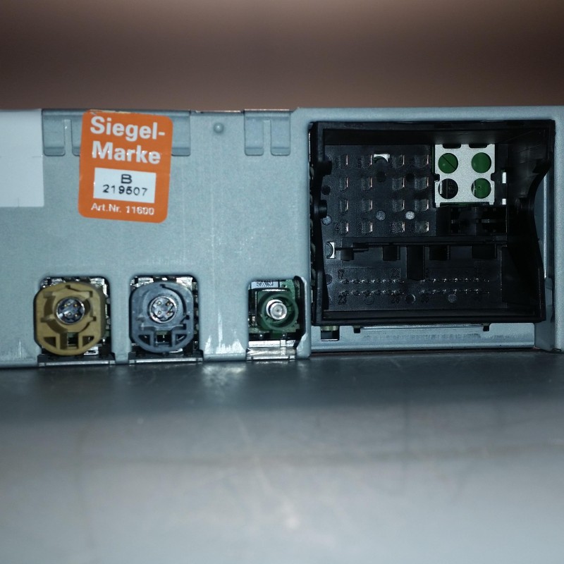 8T1 035 670 A Main Unit MMI 3G von Volkswagen