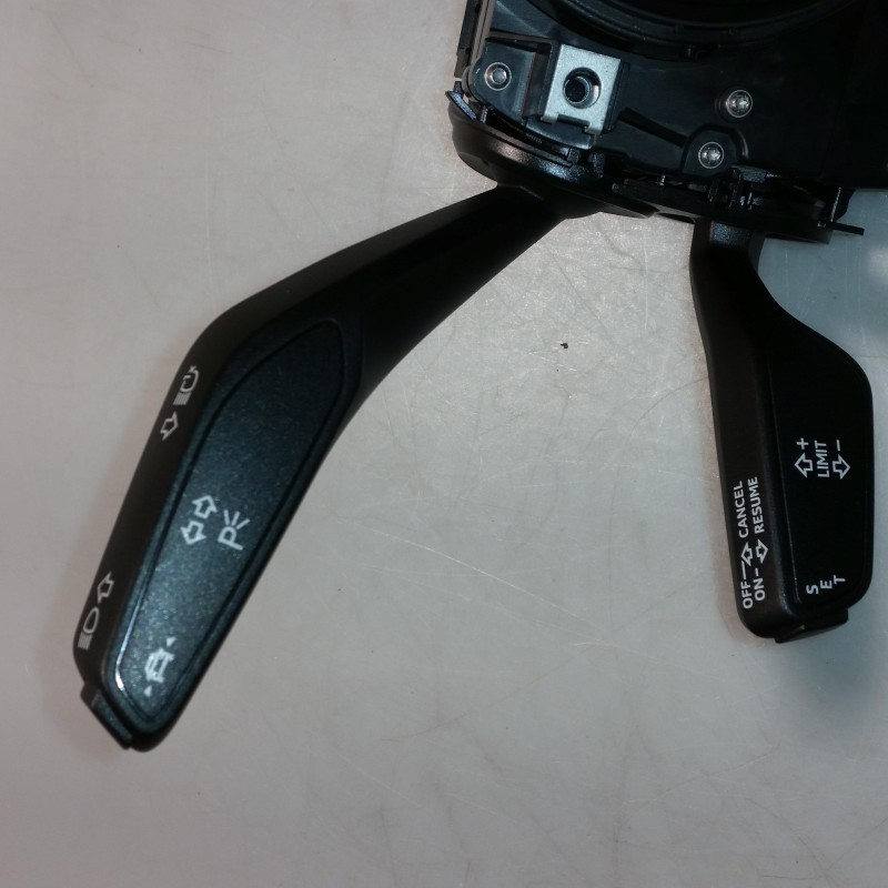 4M0 907 129 MC von Volkswagen