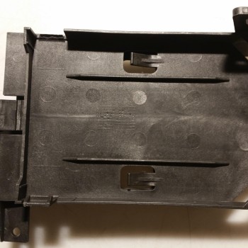 8F0 907 392 Halter für Steuergeräte von Volkswagen