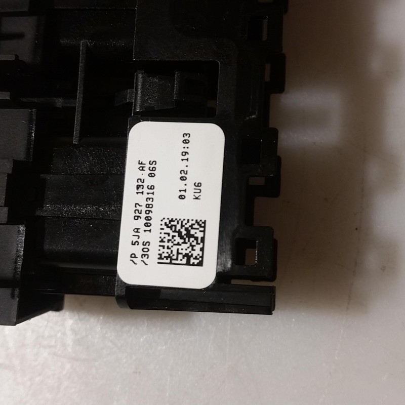 5JA 927 132 AF Skoda Rapid Schalterleiste von Volkswagen
