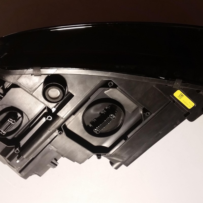8S0 941 036 B LED Frontscheinwerfer TT von Volkswagen