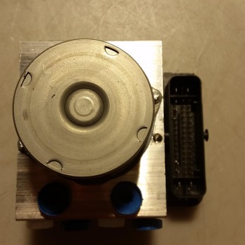 80A 907 379 P ABS Steuergerät von Volkswagen