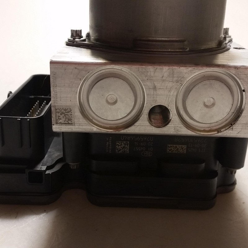 80A 907 379 P ABS Steuergerät von Volkswagen