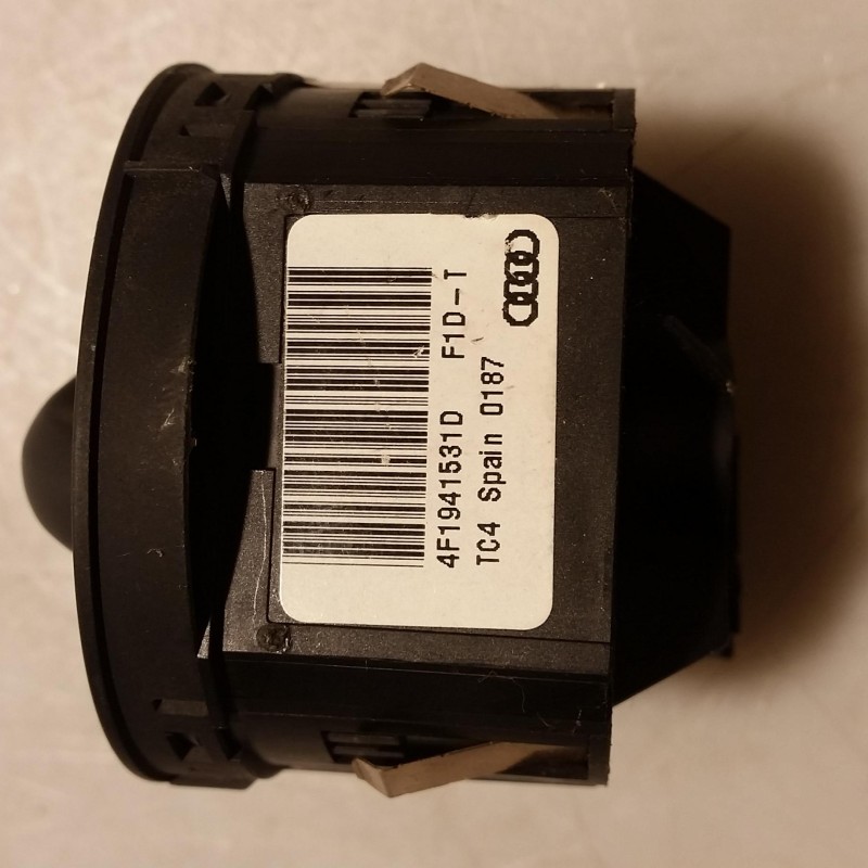 4F1 941 531 D Lichtschaltet mit Autofunktion von Volkswagen
