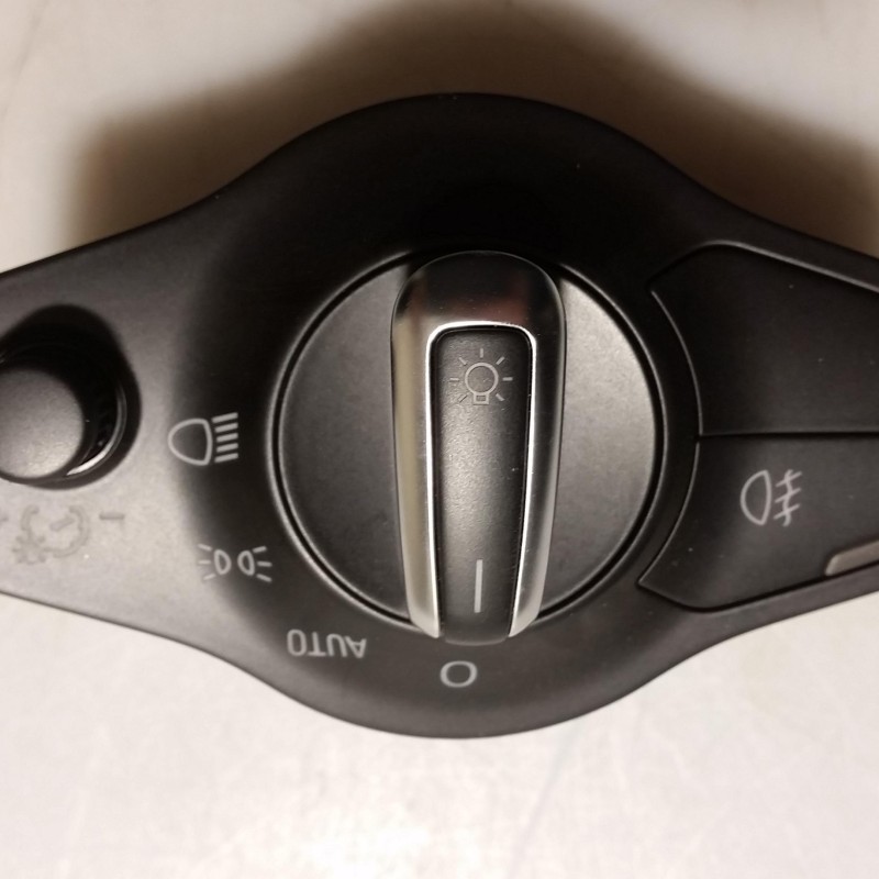 8K0 941 531 BA Lichtschalter mit Autofunktion von Volkswagen