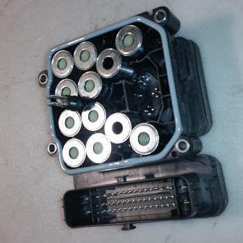 4M6 907 379 AF Steuergerät ABS von Volkswagen