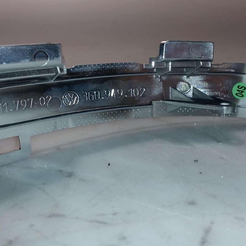 3G0 949 102 von Volkswagen