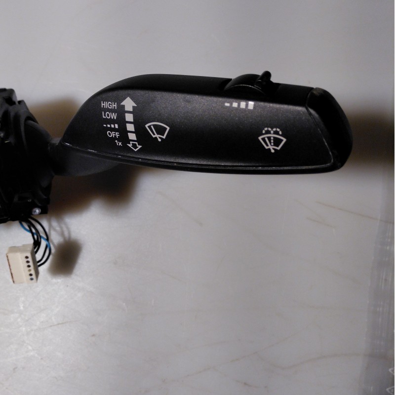 4G8 953 502 A von Volkswagen