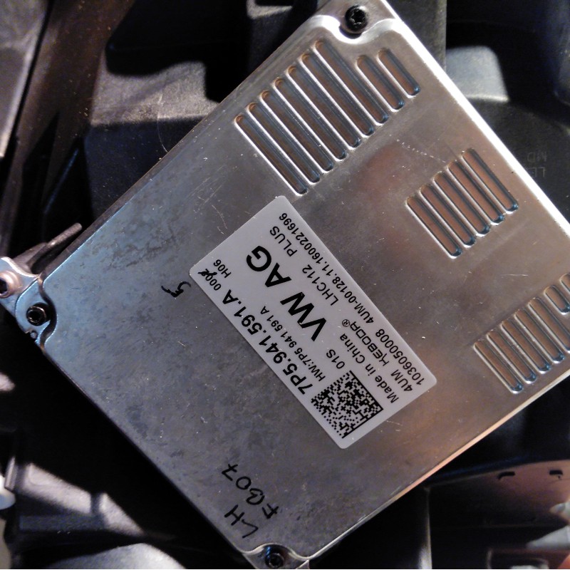 57B 941 015 F von Volkswagen