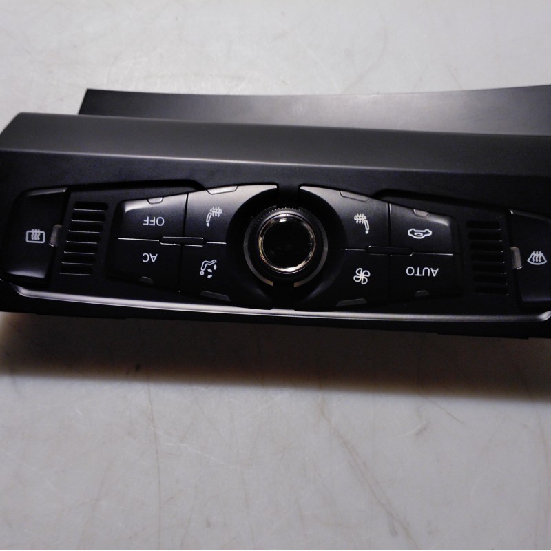 8T1 820 043 AA von Volkswagen
