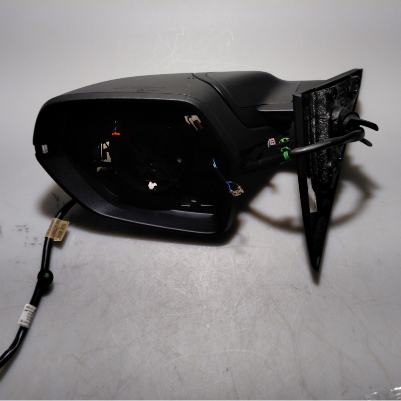 4M8 857 410 AC von Volkswagen