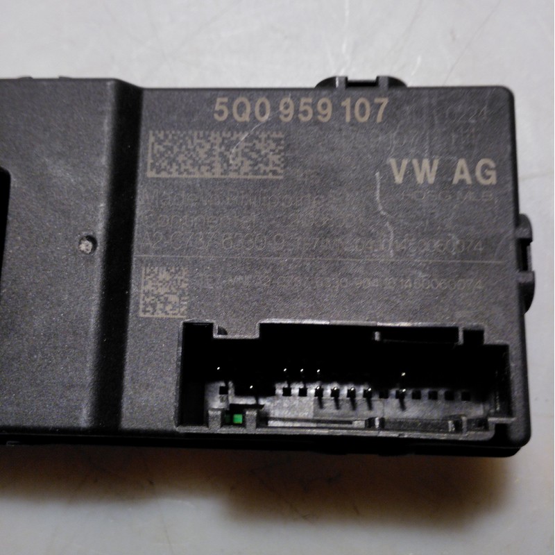 5Q0 959 107 von Volkswagen