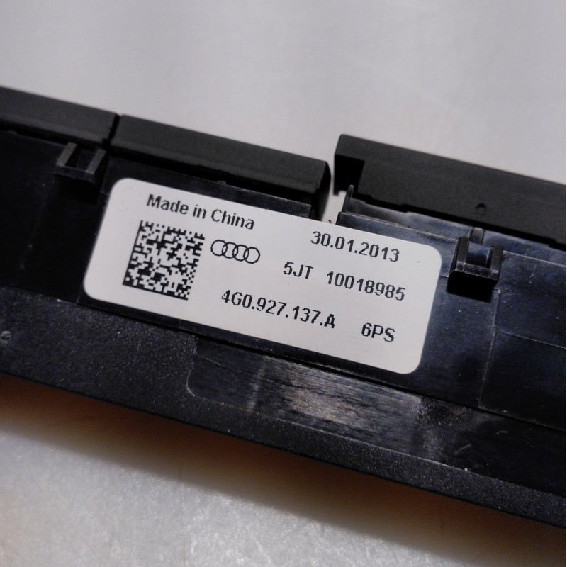 4G0 927 137 A von Volkswagen