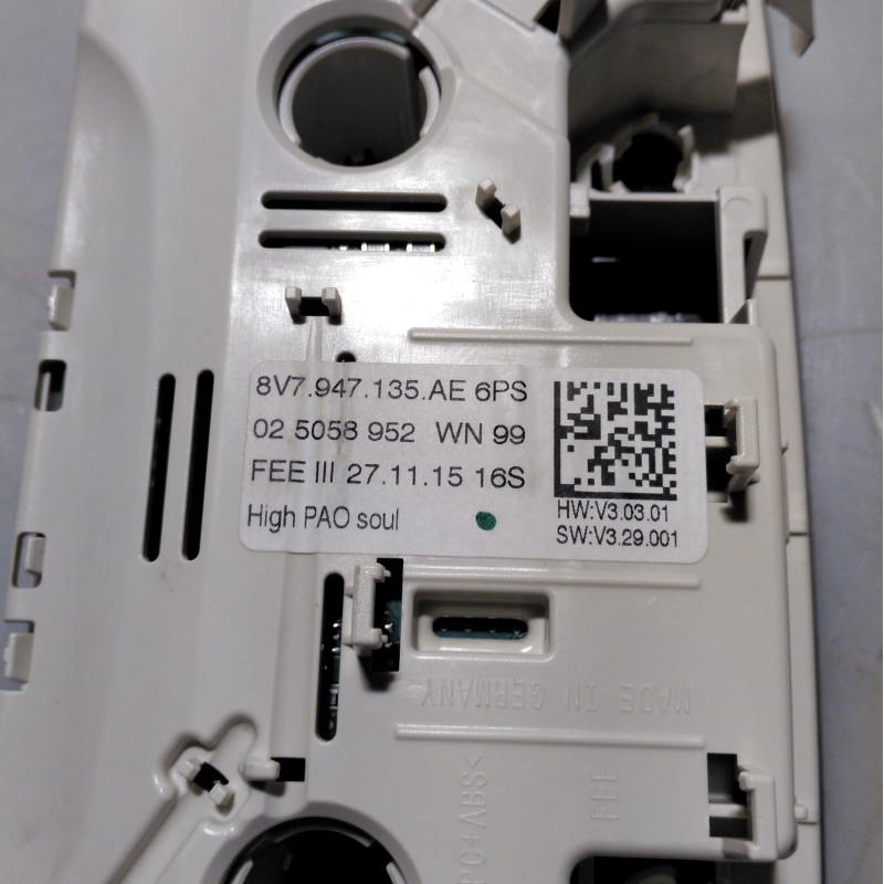 8V7 947 135 AE von Volkswagen