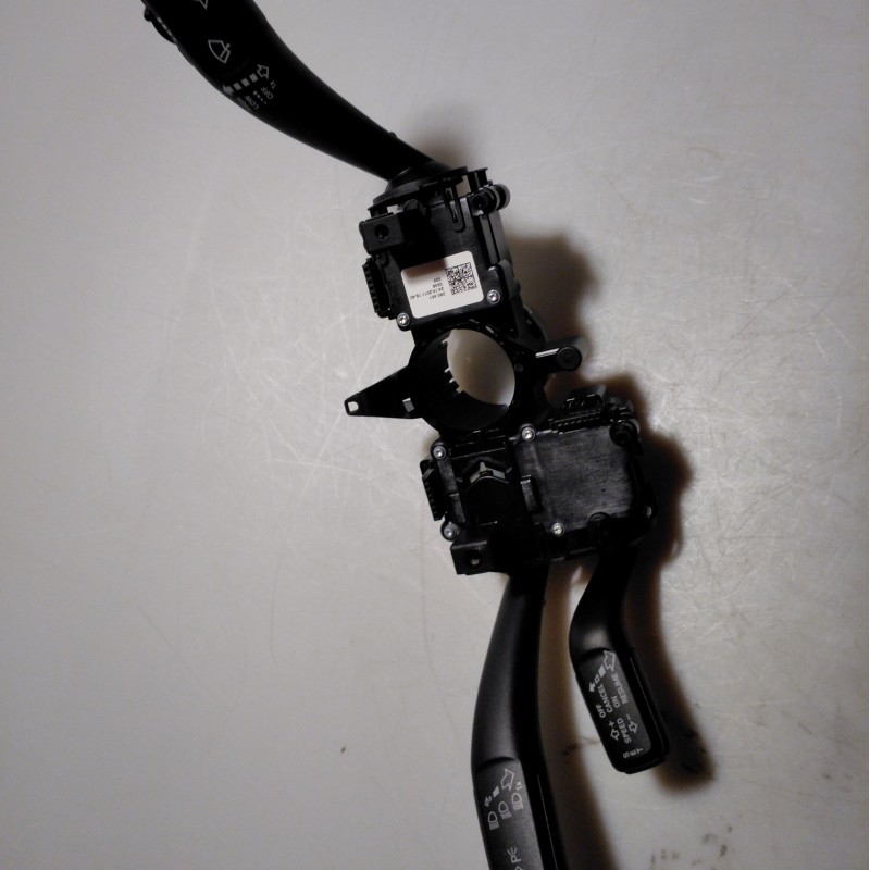 8R0 953 502 G von Volkswagen