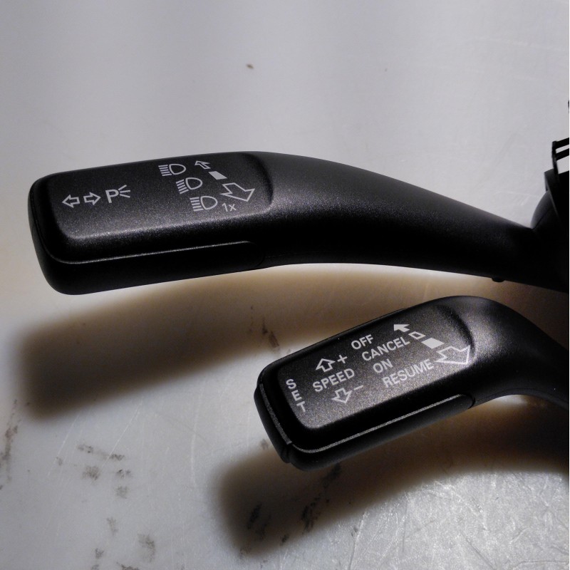 8R0 953 502 G von Volkswagen