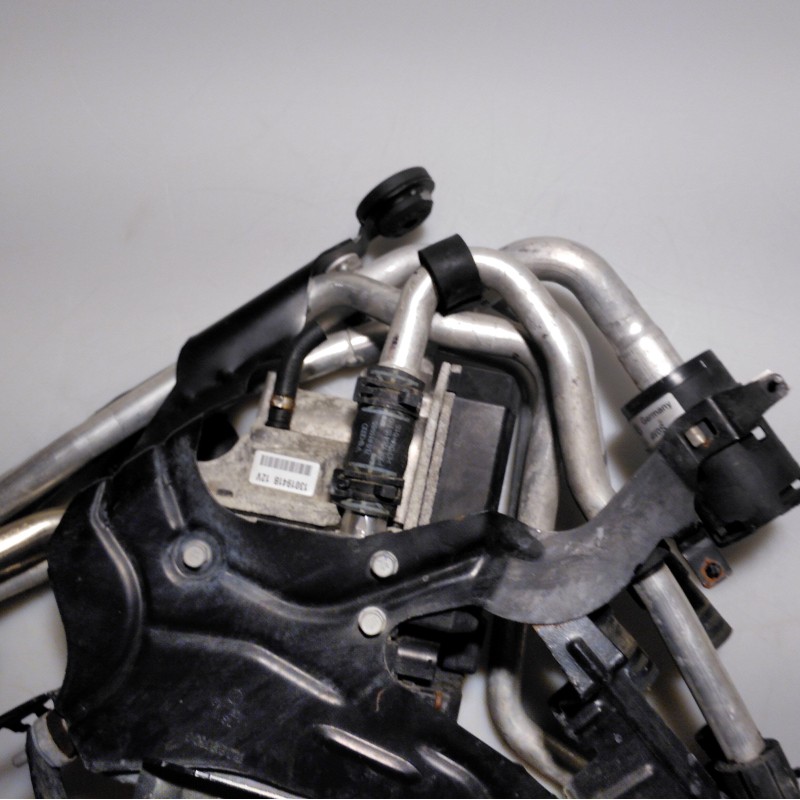 4L0 265 105 H von Volkswagen