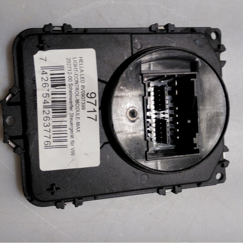 8V0 907 399 D von Volkswagen