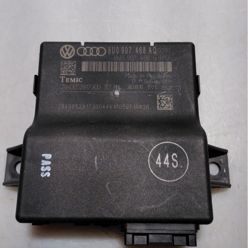 8U0 907 468 AQ Steuergerät von Volkswagen