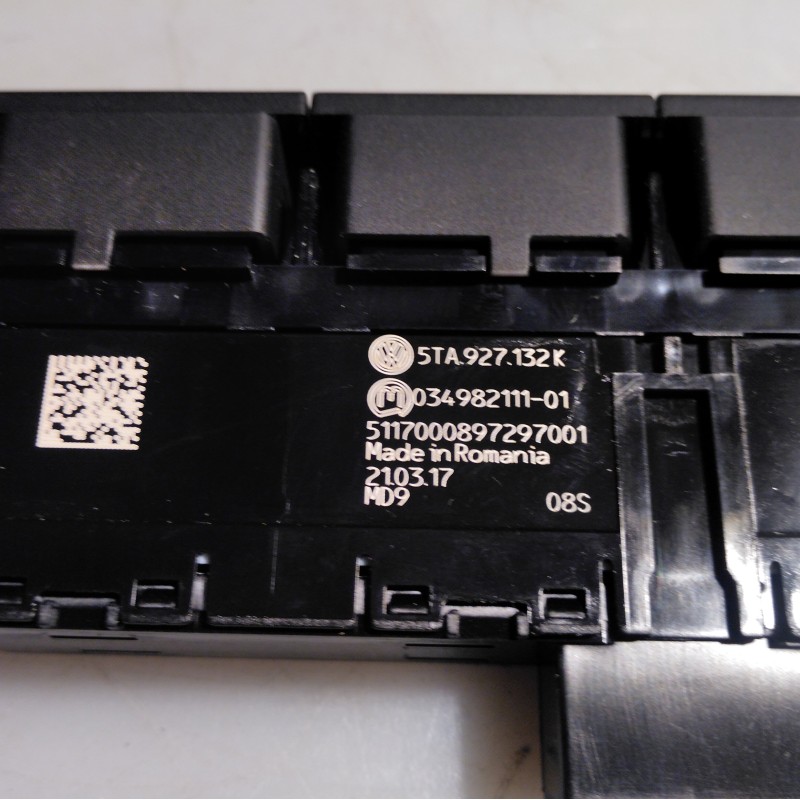 5TA 927 132 K Mehrfachschalter von Volkswagen