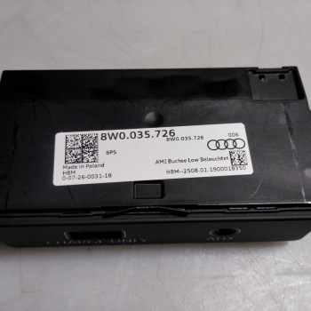 8W0 035 726 USB Anschluss von Volkswagen