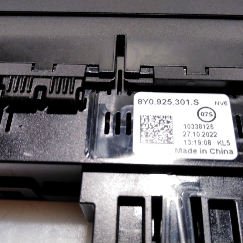8Y0 925 301 S Schalter von Volkswagen