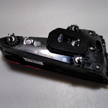 8W5 945 094 H Leuchte von Volkswagen