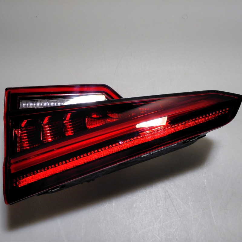 8W5 945 094 H Leuchte von Volkswagen