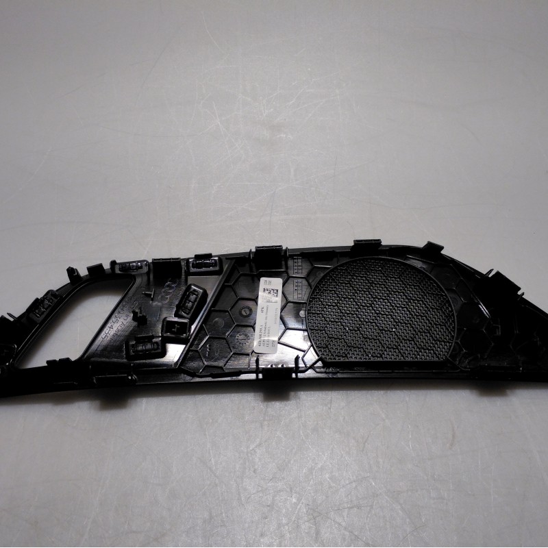 4J3 868 299 A Blende von Volkswagen