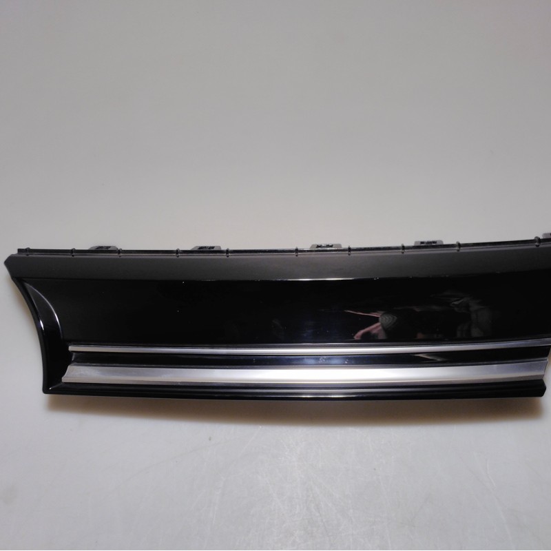 7TO 853 653 C Kühlergrill links von Volkswagen