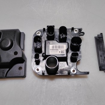 9040761A / A3C07061400 Steuergerät für Standheizung von Webasto