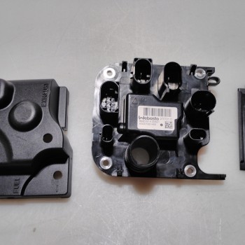 9040761A / A3C07061400 Steuergerät für Standheizung von Webasto
