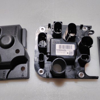 9040761A / A3C07061400 Steuergerät für Standheizung von Webasto