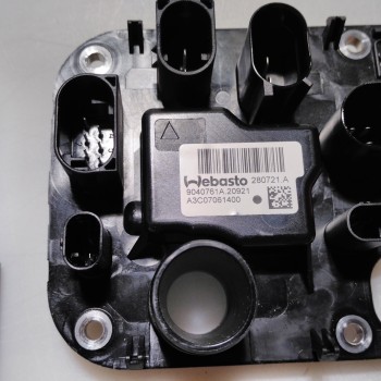 9040761A / A3C07061400 Steuergerät für Standheizung von Webasto