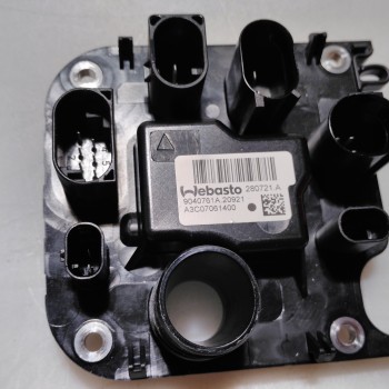9040761A / A3C07061400 Steuergerät für Standheizung von Webasto