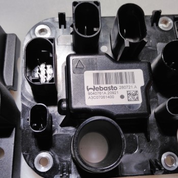 9040761A / A3C07061400 Steuergerät für Standheizung von Webasto