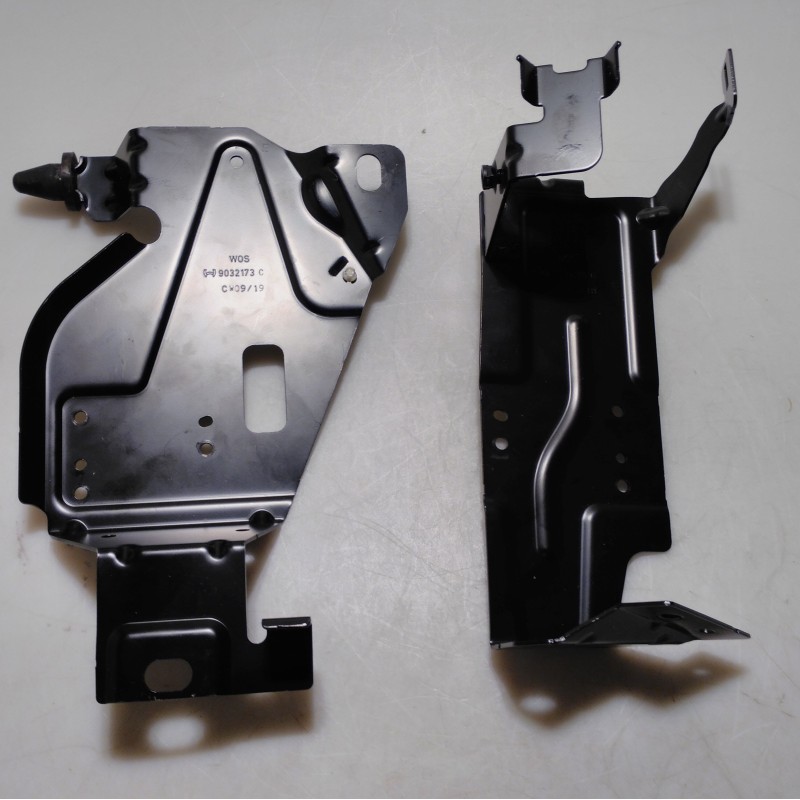 A2475064200 Halter Set Standheizung