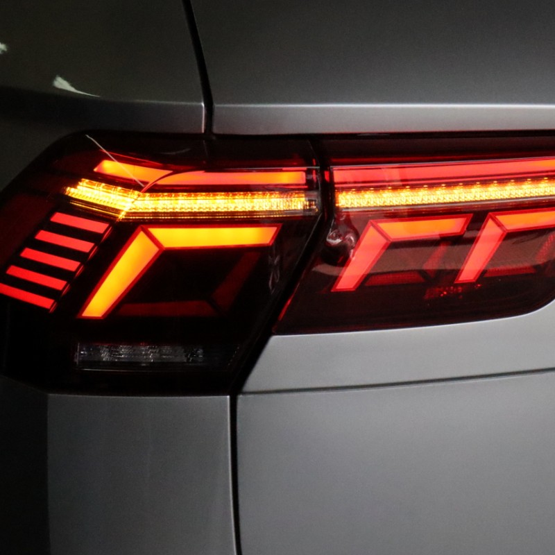 KUFATEC Komplettset IQ Facelift LED-Heckleuchten für VW Tiguan BW2 mit dynamischen Blinker
