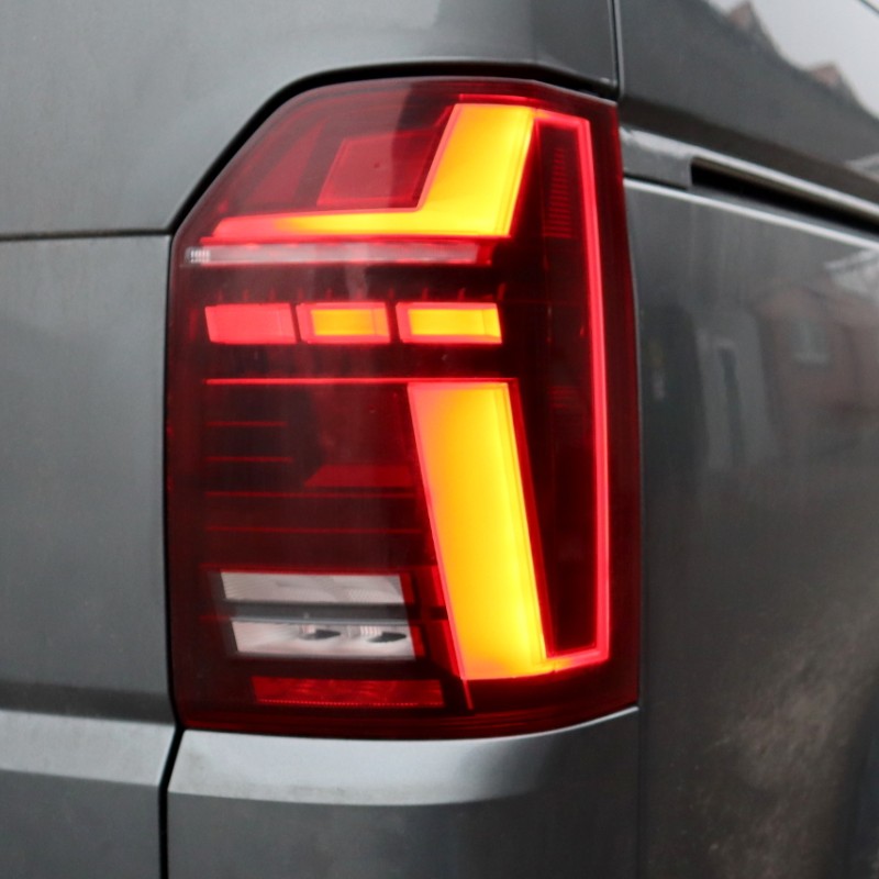 KUFATEC Komplettset LED-Heckleuchten abgedunkelt für VW T6.1 SH